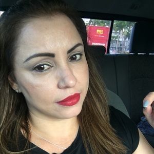 Meet your Posher, Diana